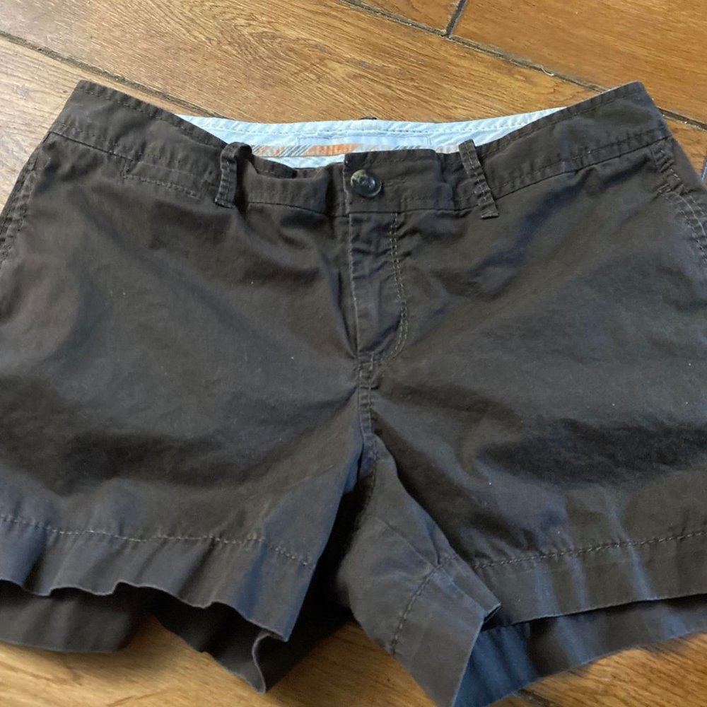 Ladies Size Medium Old Navy Shorts Size 8 OLD NAVY